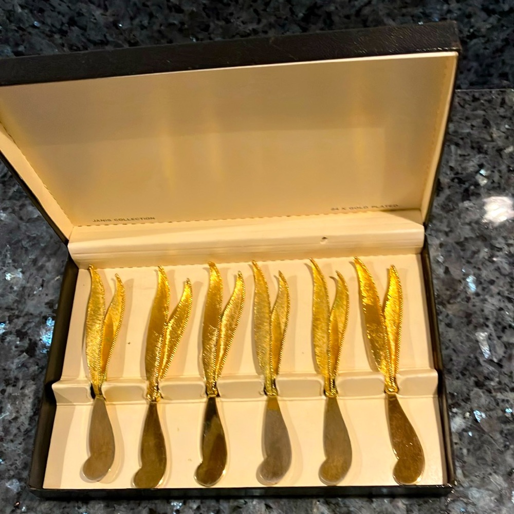 Collectible Rare  Vintage 24k Gold Plated Cheese/Butter Spreaders By Janis